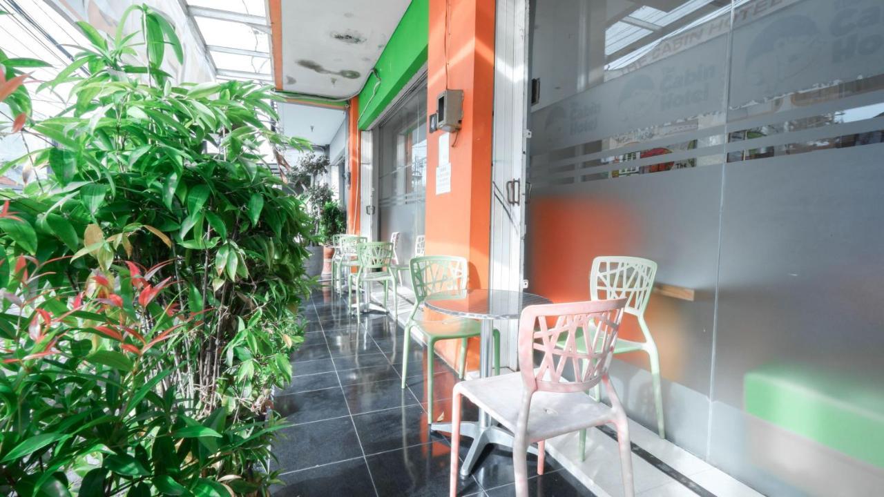 Cabin Hotel Sutomo Yogyakarta Esterno foto